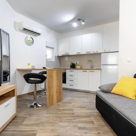 Hidden Gem - Zf Hvar Apartment
