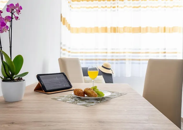 Hidden Gem - Zf Hvar Apartment *